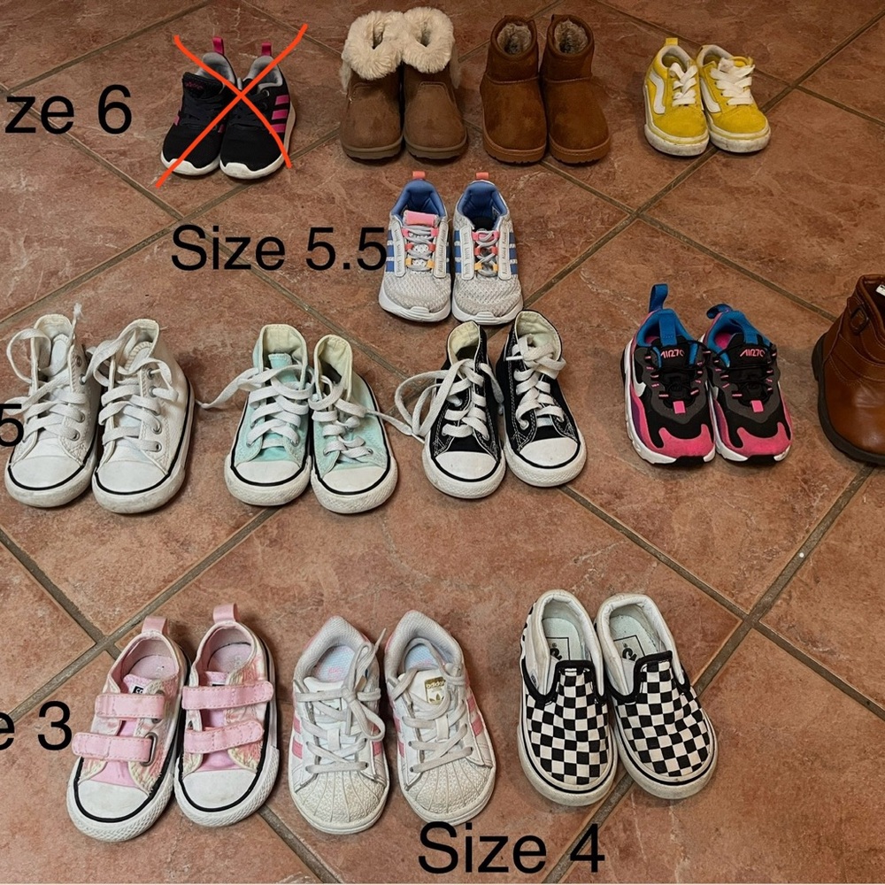 12 pairs of toddler shoes! Sizes 3-6